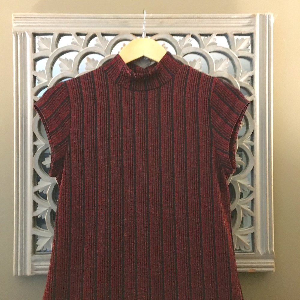 NWT Scandinavian Kaffe Ruby Red Metallic Mock Neck Sparkle Dress - M - Picture 5 of 15